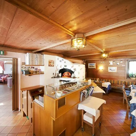 Rosengarden Alpine Apartahotel Pradelle