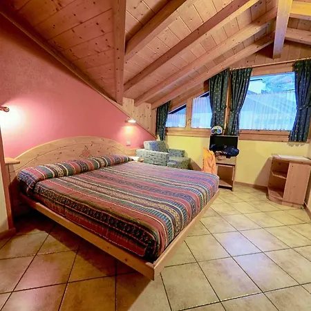 Rosengarden Alpine Aparthotel 3*